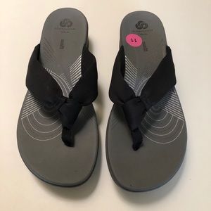 Women’s sandals